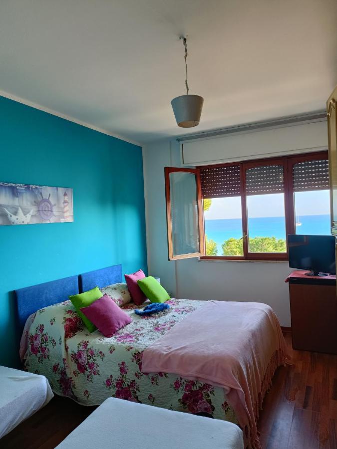 La Perla Sul Mare Apartment มอนเดลโล ภายนอก รูปภาพ